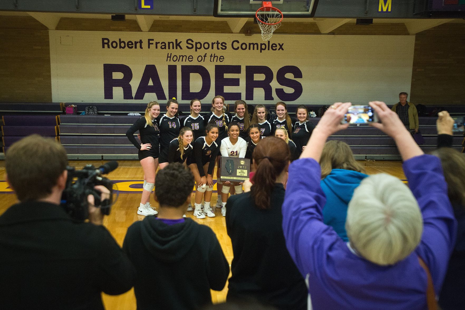110118-blm-spt-20bhsvolley